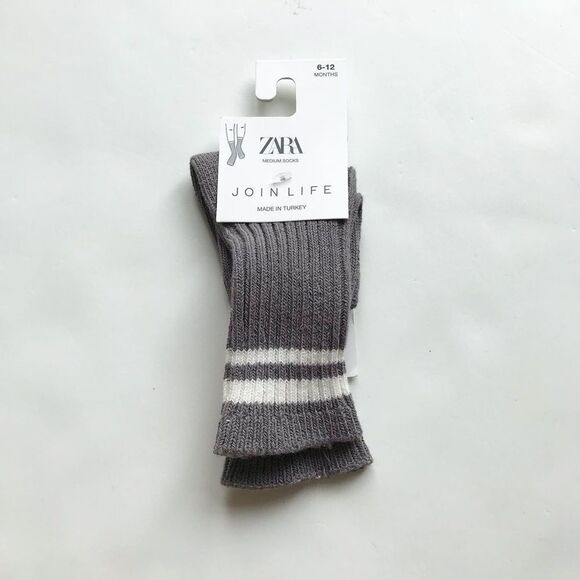 Zara NWT gray ribbed socks 6-12 months - Picture 1 of 3